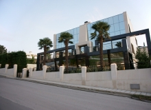 architecture & design: FOR SALE