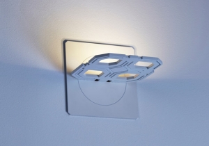 lighting: CLUSTER 2.0 WALL LAMPWITH EITHER 4 LEDS WITH LENSES FOCUSING THE LIGHT IN DIFFERENT OPENING ANGLES OR 1 OLED ORBEOS. SIZE OF MODULE: 125 X 125 MM, CIRCUIT BOARD MATERIAL BLACK (COVER FRAMES POWDERED IN RAL COLORS ON REQUEST). | BENWIRTH