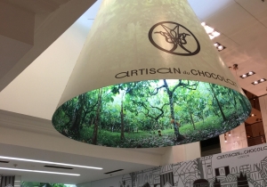 lighting: THE XL(AMP) WAS INITIALLY DESIGNED TO MARK THE EDGE OF A FAIR BOOTH AND SIMULTANEOUSLY PRESENT IMAGES ON THE INSIDE. XL LARGE DIA. 218CM, H 154CM, XL SMAL DIA. 215CM X H 126CM | ARCHONTIKIS - EDEN