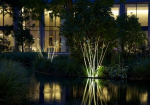 lighting: MUNICH REEDS IP 65: TWELVE LIGHT-GUIDING, HANDCRAFTED STALKS GIVE AN IMPRESSION OF GLOWING REEDS. LED, APPROX. 8 W, WARM WHITE, DIMENSION 25 X 25 X APPROX. H 140 CM | ARCHONTIKIS-LICHTLAUF