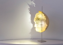 lighting: PK LED TAVOLO IN GOLD SILBER ODER WEISS 2X1W DIAM.40CM H 65CM | CATELLANI & SMITH