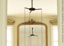 lighting: LAMPADARIO STCHU-MOON 02, MIT 3XDIAM40CM ODER 3X DIAM60CM IN GOLD ODER SILBER | CATELLANI & SMITH
