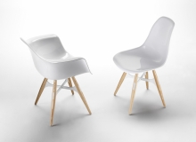 furniture: ZIGZAG ARMCHAIR, PREIS: 297 €, ZIGZAG CHAIR, PREIS: 245 € | KUBI